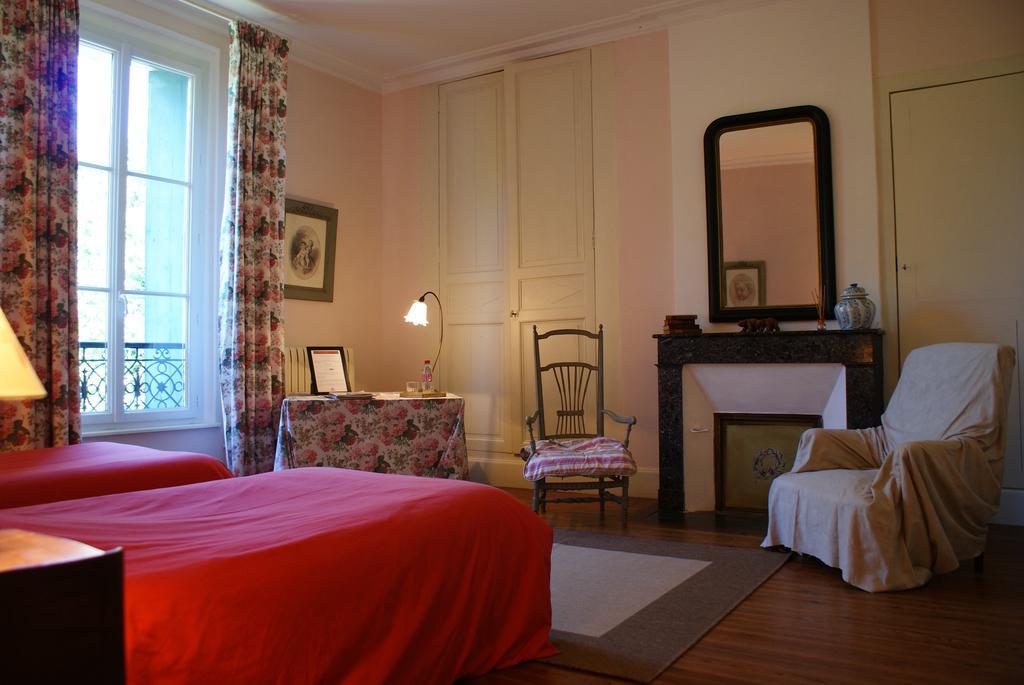 Bed and Breakfast Chateau De Grenier Saint-Léger Exterior foto